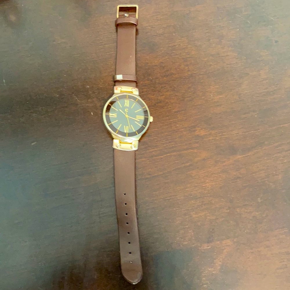 Watch Brown Faux Leather Straps